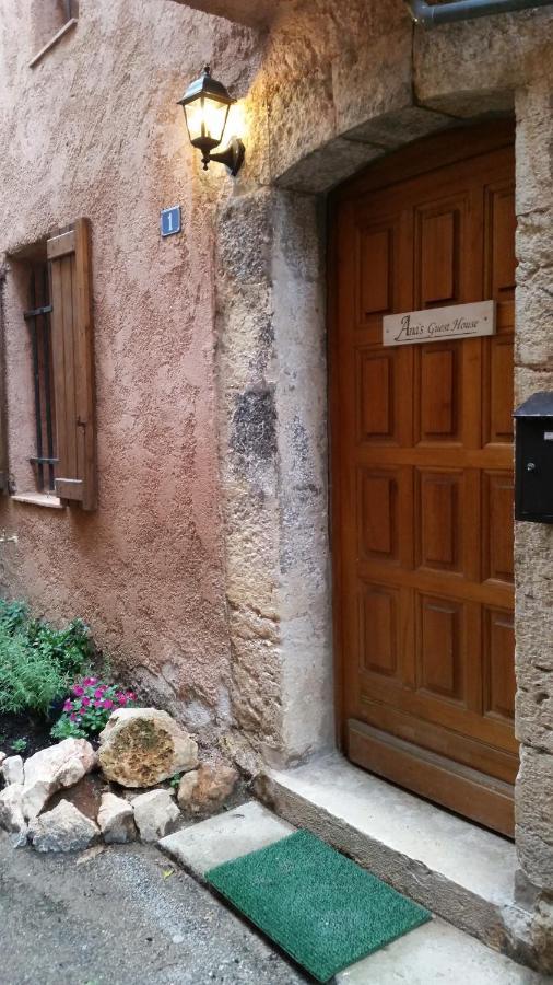 Ana'S Guest House Chambres D'Hotes Aups Exteriör bild
